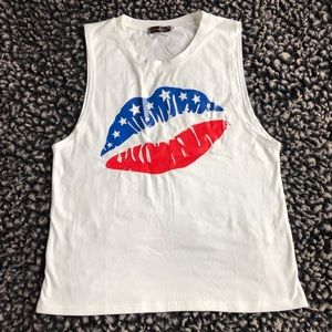 American flag lips graphic tank top XL